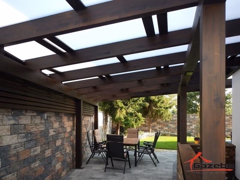 Drevená pergola Paris z lepeného dreva na terase